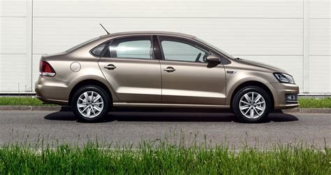 Как выбрать подходящие колонки для Polo лифтбека