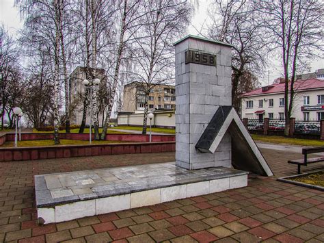 Первая палатка и ресурсы для ее постройки