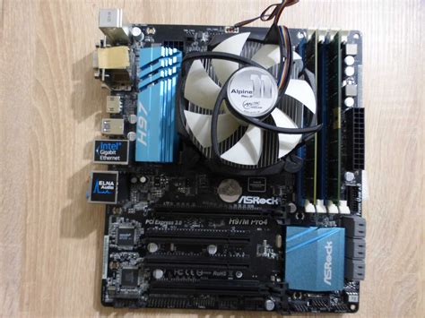 Шаг 5: Установка подсветки на материнскую плату ASRock