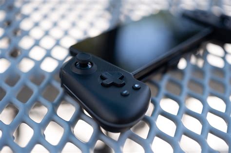 Шаг 10: Запуск игры Битва Разрушения на смартфоне Apple