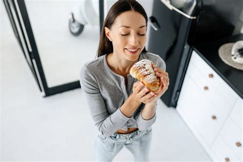Быстрое приготовление вкусного шоколадного круассана