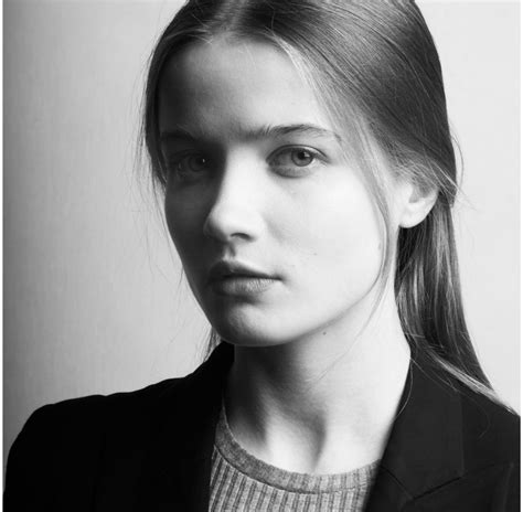 Мария Ягудина: талантливая молодая художница и многообещающая актриса