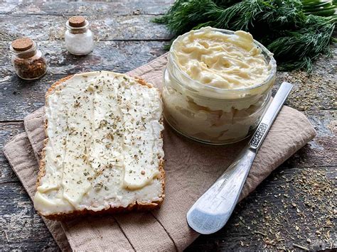 Наслаждайтесь натуральным вкусом и ароматом: самодельный майонез без синтетических ингредиентов