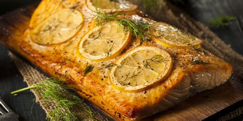 Пикантное маринованное филе щуки с лимоном и специями