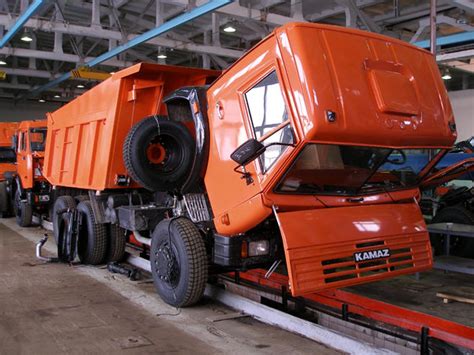 Постепенное активирование вращения валка на грузовом автомобиле марки Камаз модели евро 2