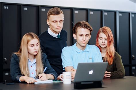Возможность работать и учиться одновременно
