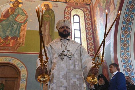 Вопросы и споры о допущении джинсов в мечеть