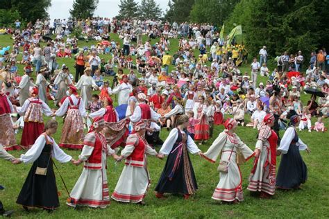 Национальные праздники: