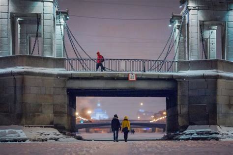 Опасности ночных прогулок в Москве: советы по безопасности