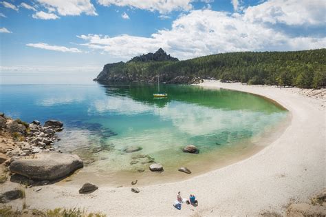 Отдых и купание на Байкале