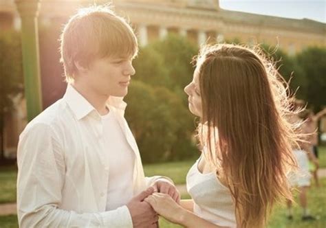 Первый взгляд: счастливые слезы и сердцебиение