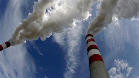 Повышенный выброс вредных веществ и токсичных газов