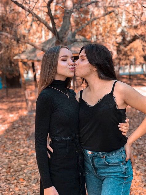 Поговорите с подругой