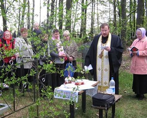 Посещение кладбища после родов: