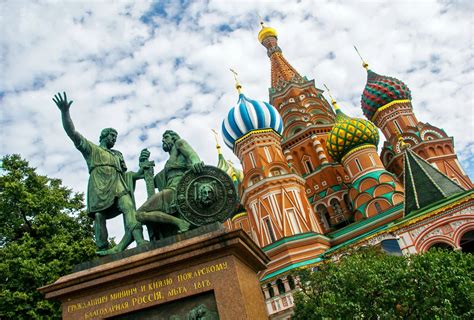 Рождение гуманитарной идеи: земная амбиция нашей цивилизации