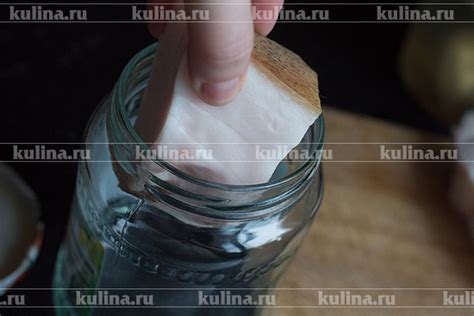 Секрет зеленеющего чеснока при солении сала
