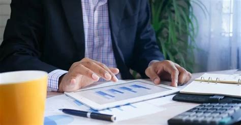 Отношение к профессии и карьере