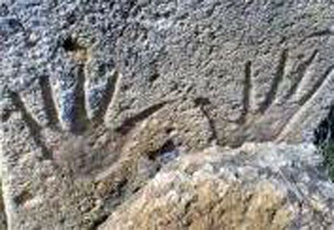 Пальцы в культуре и искусстве