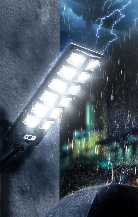 Свет включается ночью