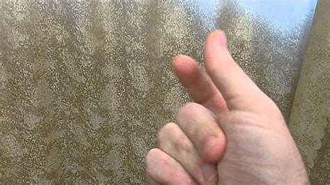 Щелчок пальцами как проявление нервозности или нетерпения